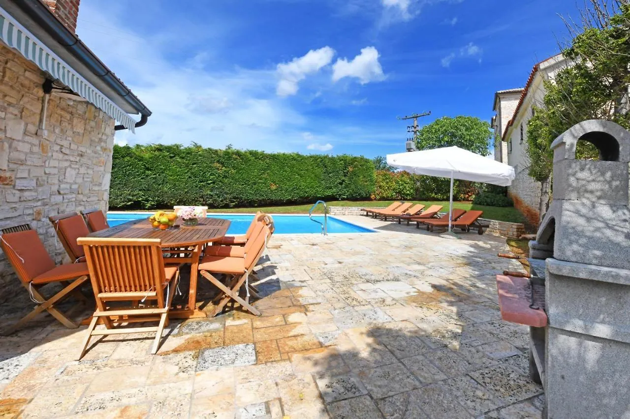 Villas Barat By Istarski Dvori 0*, Visnjan
