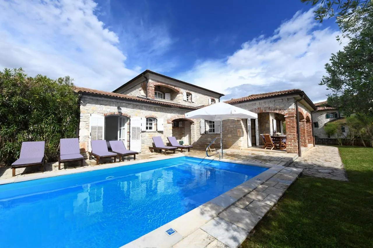 Villas Barat By Istarski Dvori